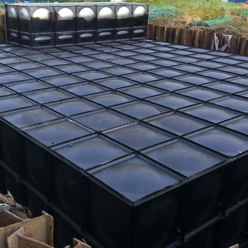 Unterirdisch montierter Teilwassertank
